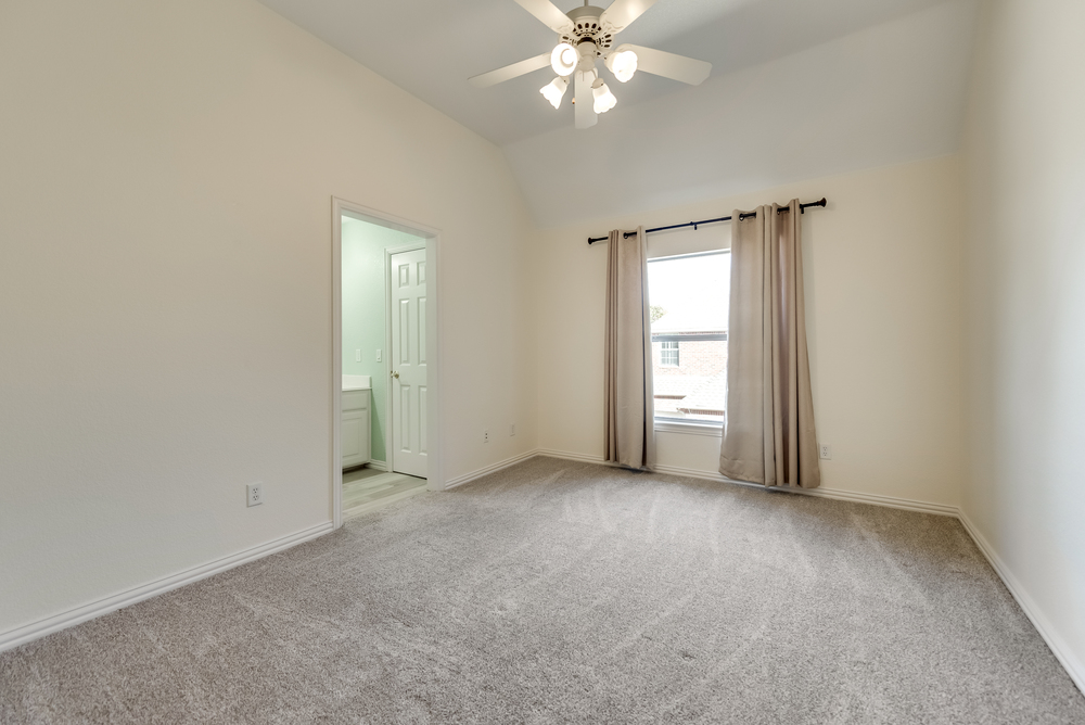   Secondary Bedroom with Jack and Jill Bathroom 