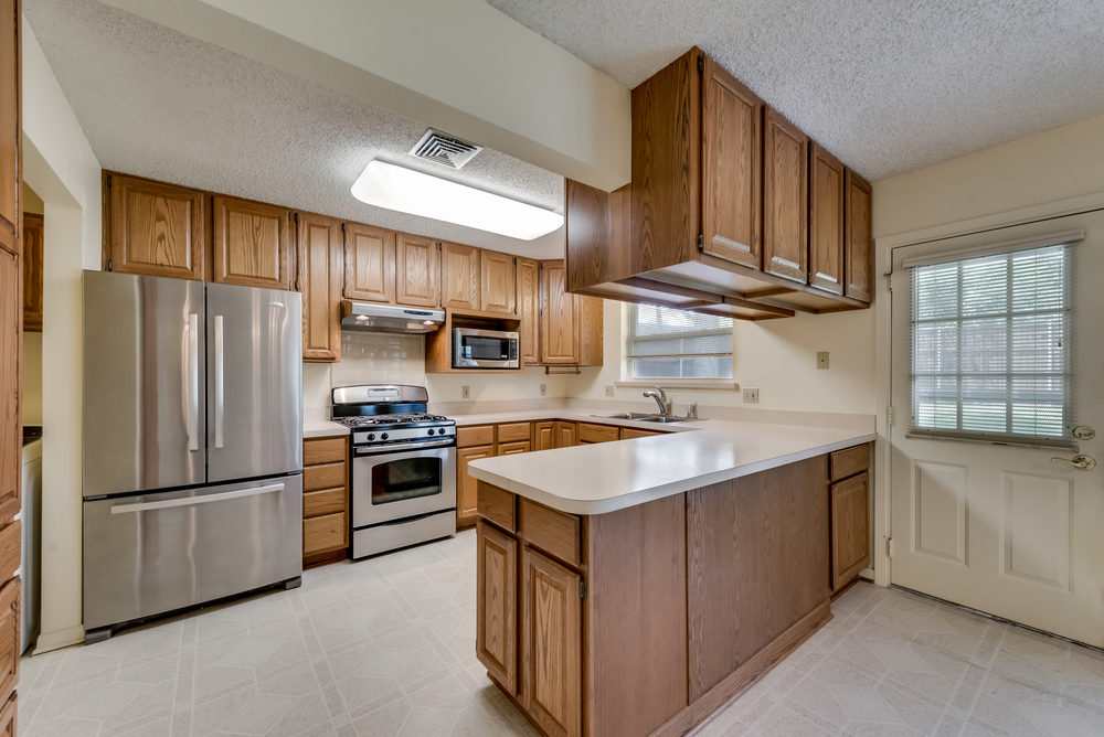    Chef s Kitchen features abundnce of Built in Cabinetry 