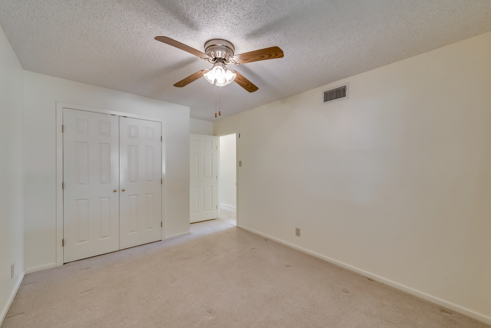    Secondary Bedroom two with Ceiling Fan and Closet 
