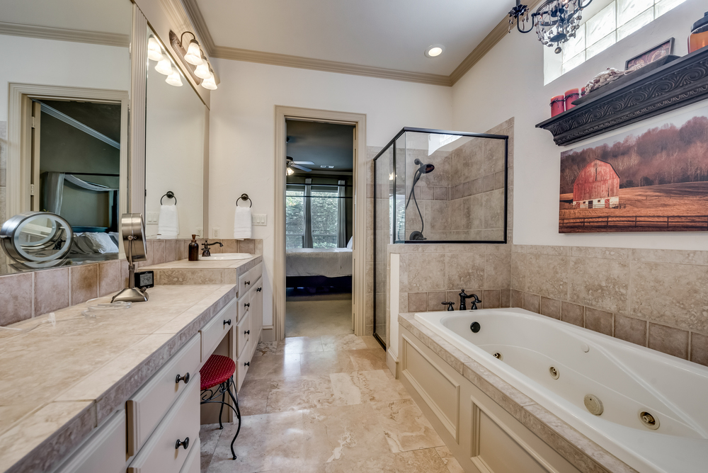    Master Bath also includes Crown molding Jetted Tub and Separate Shower 