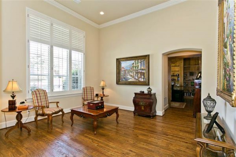    Formal Living with Entrance to Study 