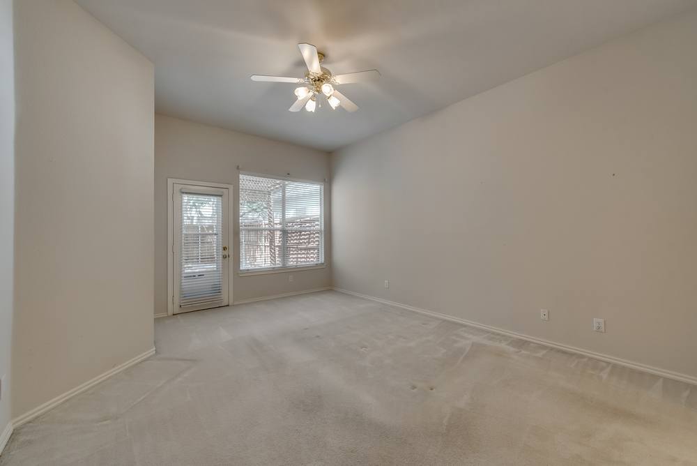    Private Master Suite with Door to Back Patio 