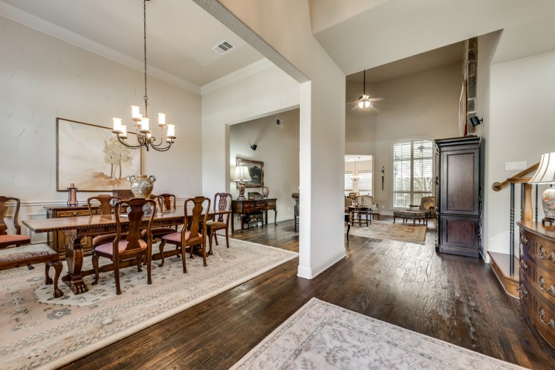    Open Floorplan with Handscraped Hardwood Floors 