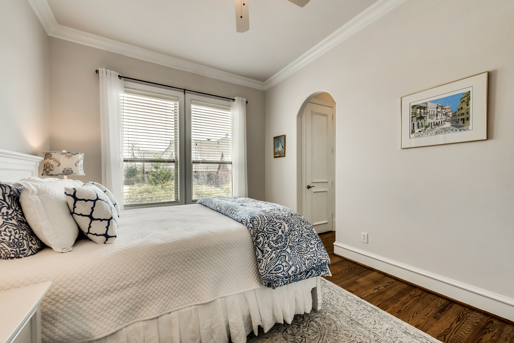    Secondary Bedroom with Walk In Closet and Hollywood Bath 