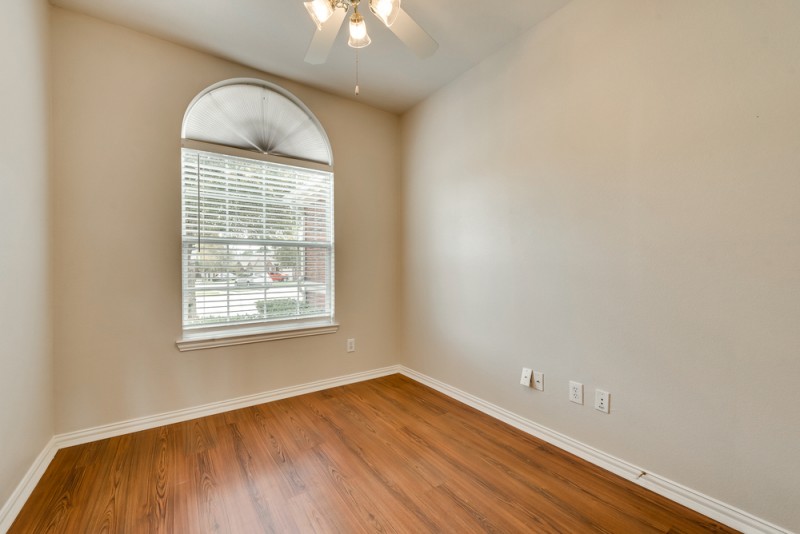    Study or Secondary Bedroom with Large Closet 