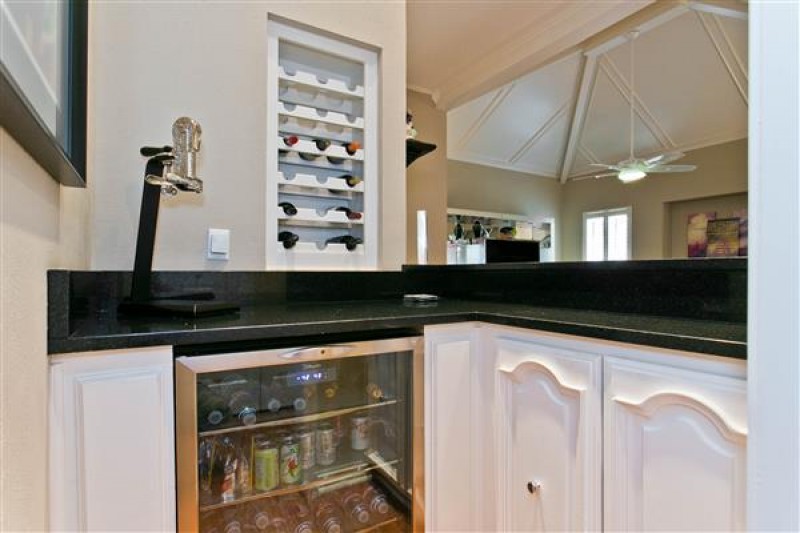    Granite Bar Winecooler and Wine Storage 