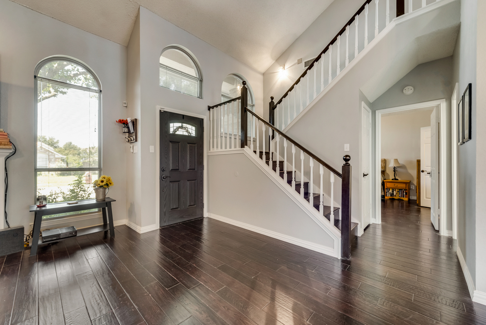    Entry Stunning Hardwoods thru out except Wet Areas   