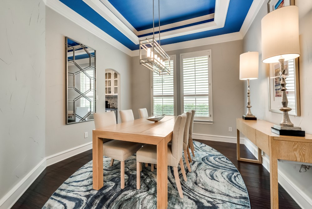    Formal Dining with Tray Ceiling Double Crown Molding 