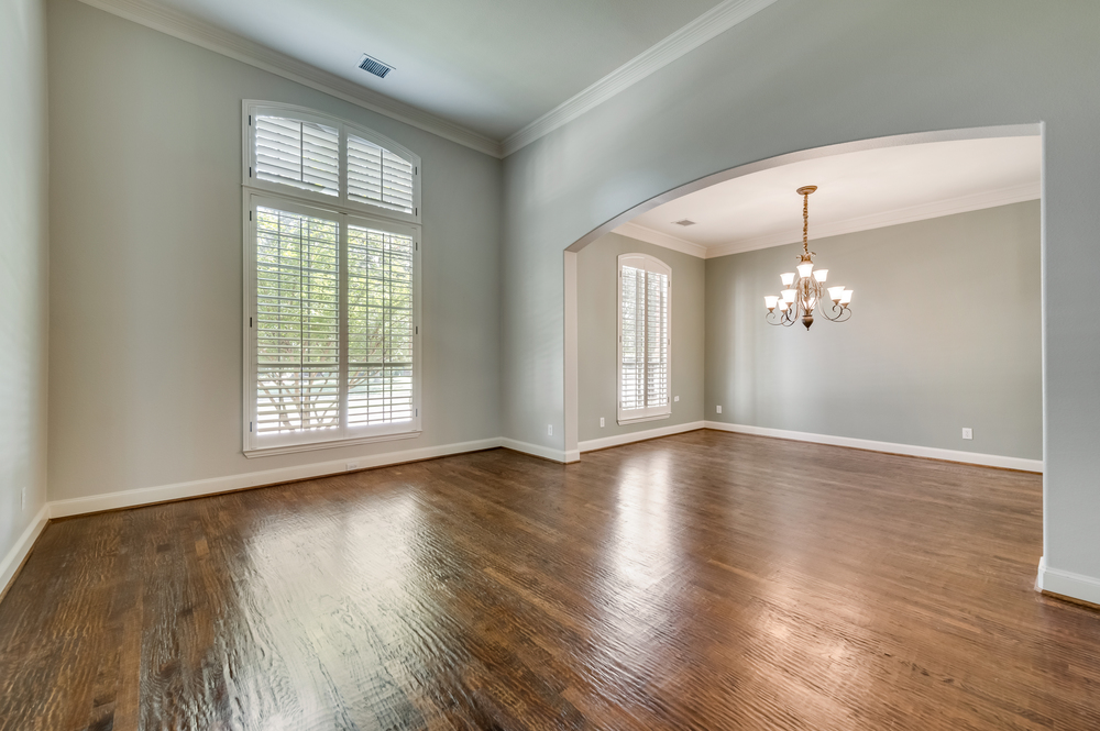    Soaring Ceilings continue into the Formal Living Area 