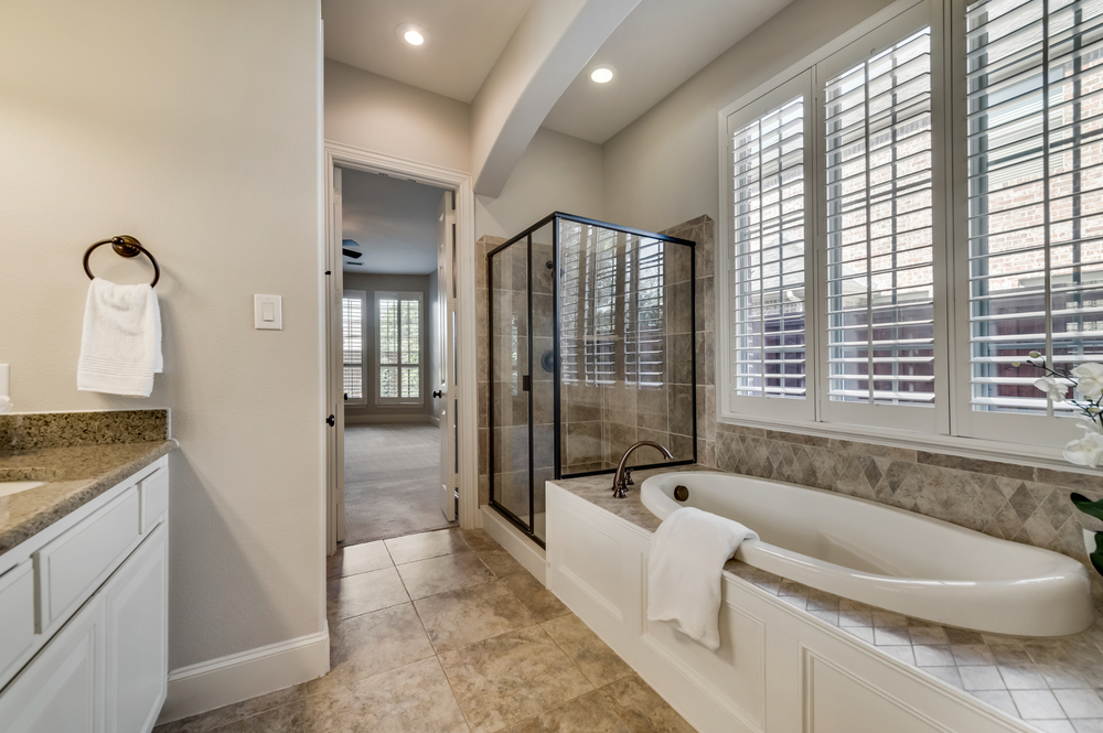    Master Bath also has Jetted Tub and Separate Shower 