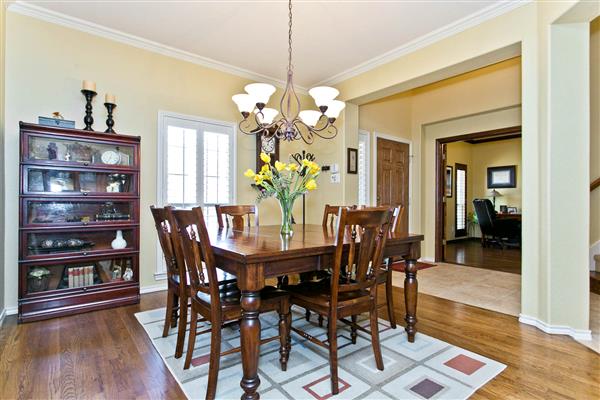     Formal Dining 