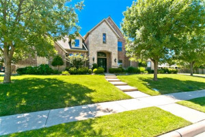 1002 Windsor Drive, Newport Village, Stonebridge Ranch